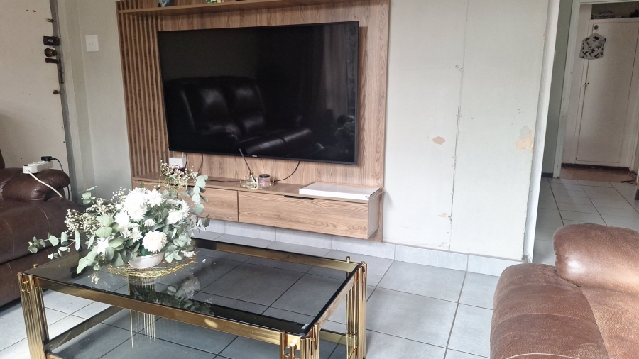 5 Bedroom Property for Sale in Retreat Western Cape